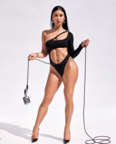 Queenie Sateen and Cubbi Thompson XXX SEX Video Download Movies4u